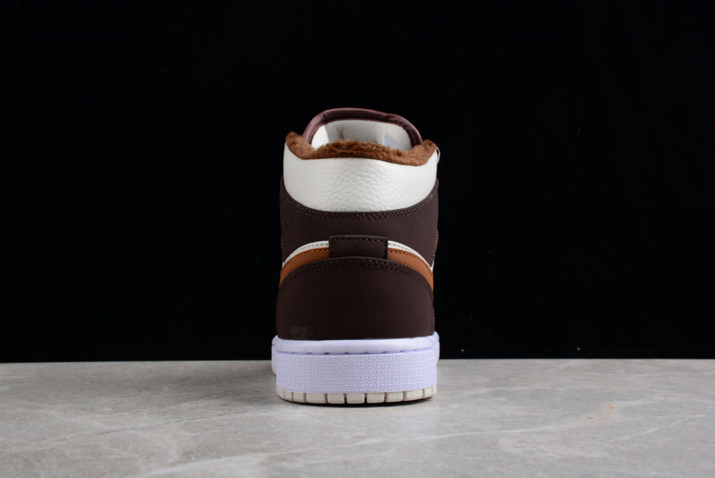 Air Jordan 1 Mid Beige Brown