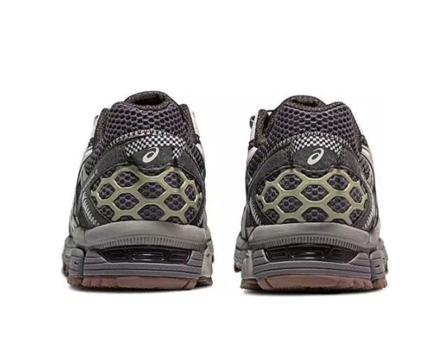 Asics Gel Kahana 8 FL Brown Carbon Black 1011B828-022