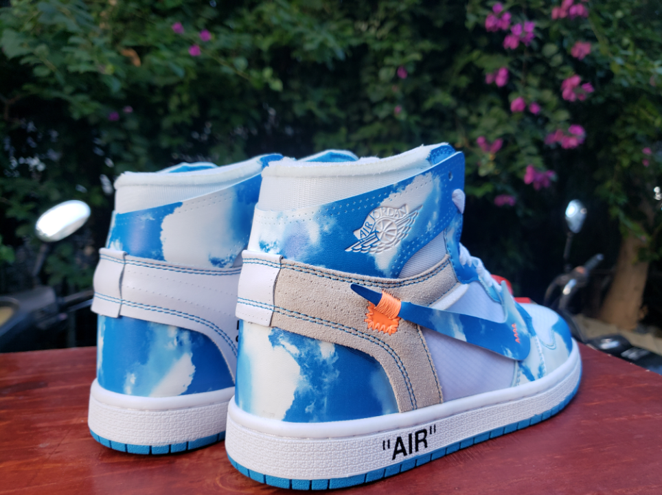 Off-White x Air Jordan 1 High Cloudy Sky