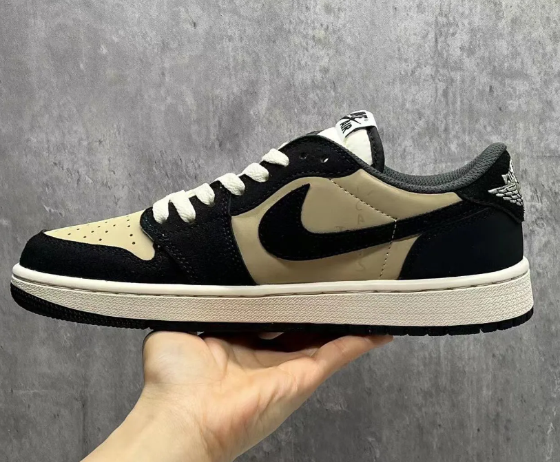 Travis Scott x AJ 1 Low OG Pale Vanilla Shoes Sneakers
