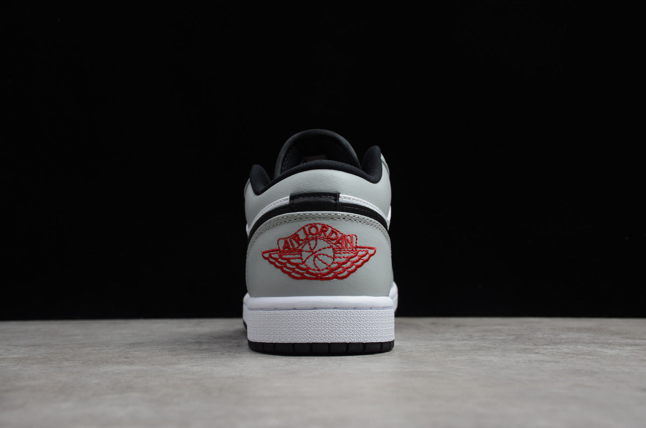 Air Jordan 1 Low “Light Smoke Grey”