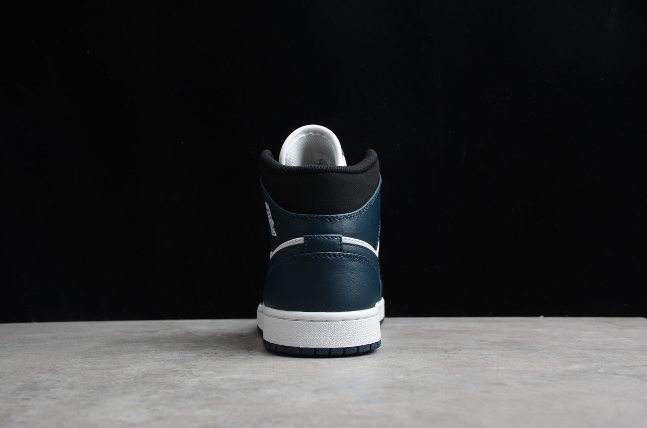 Air Jordan 1 Mid Dark Team