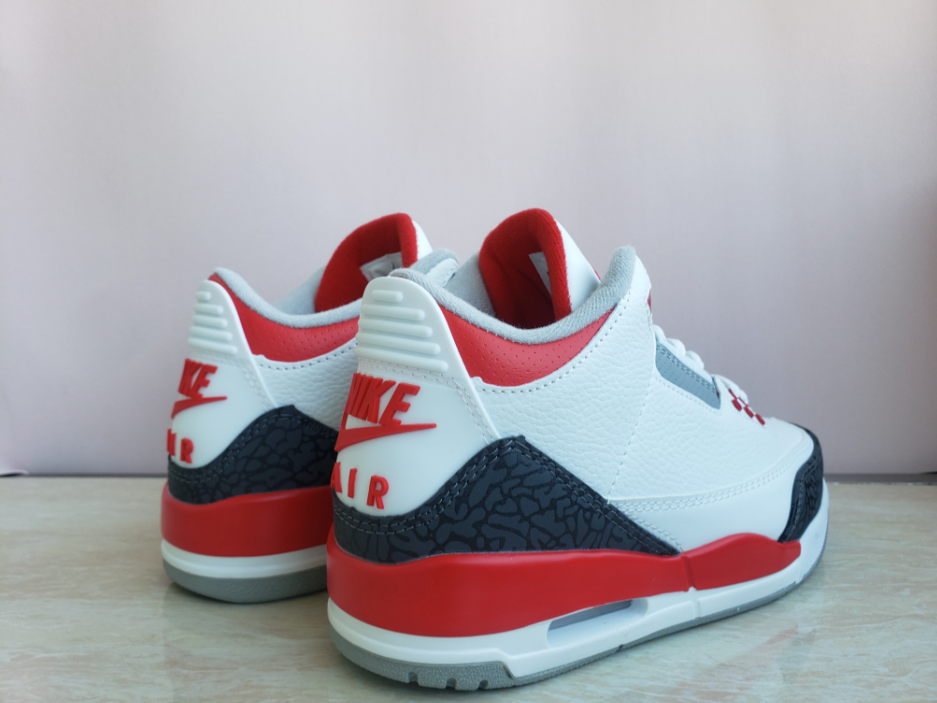 Air Jordan 3 Retro Fire Red