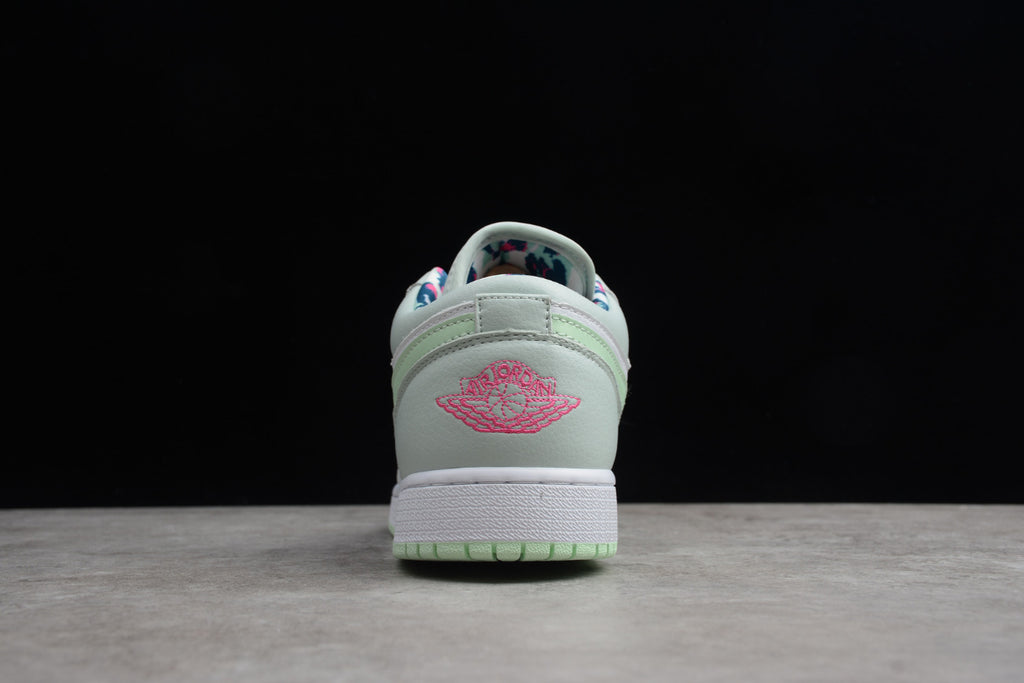Air Jordan 1 Low GS Mint Green