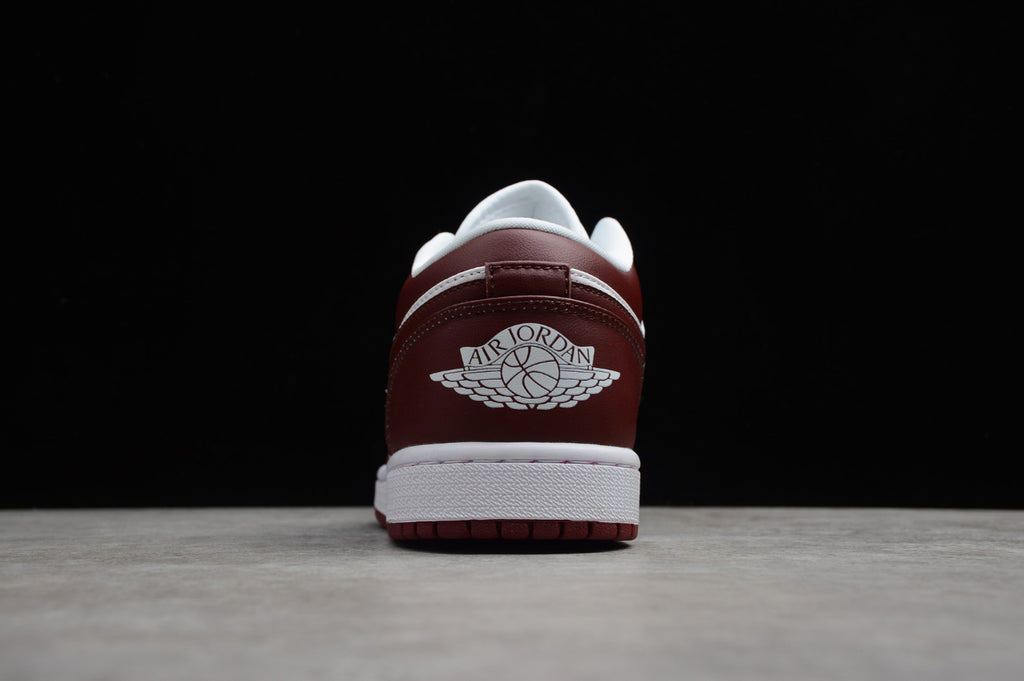 Air Jordan 1 Low “Team Red”