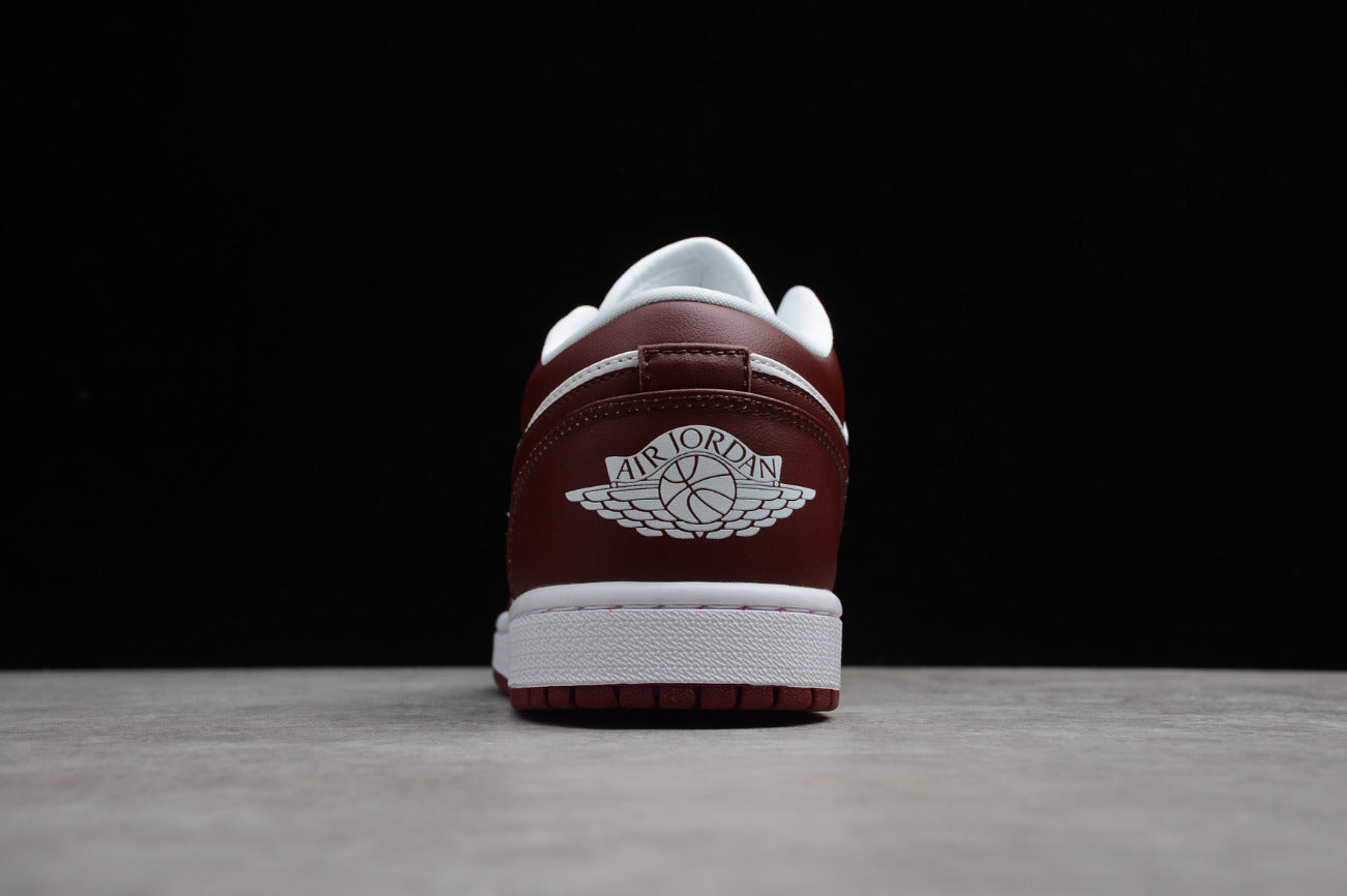 Air Jordan 1 Low “Team Red”