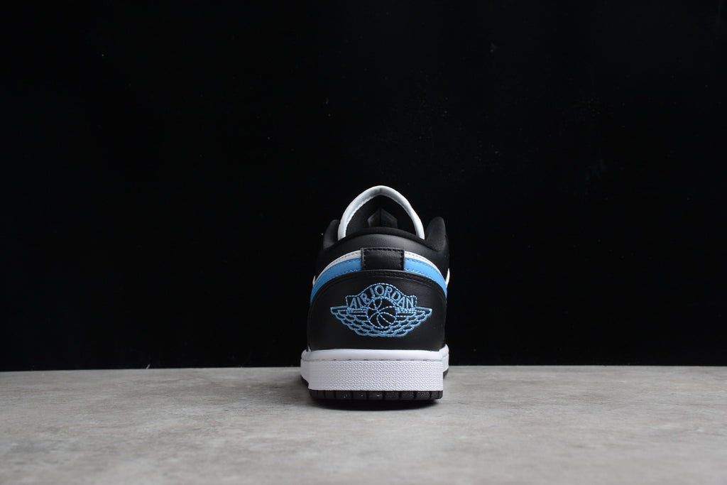 Air Jordan 1 Low “University Blue”