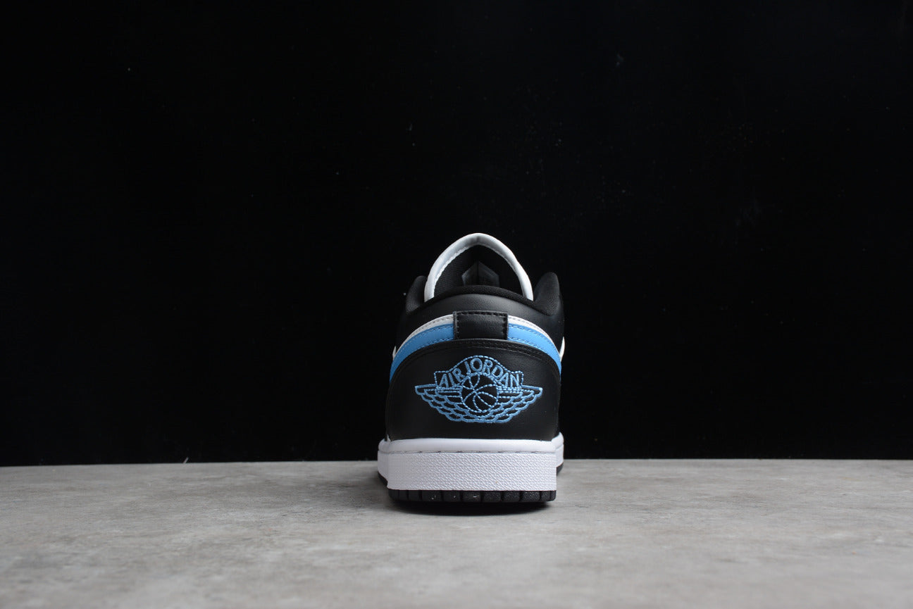 Air Jordan 1 Low “University Blue”