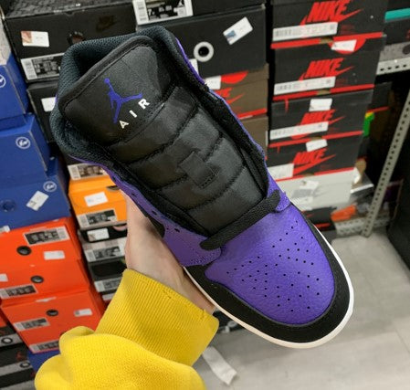 Air Jordan 1 Mid Black Purple
