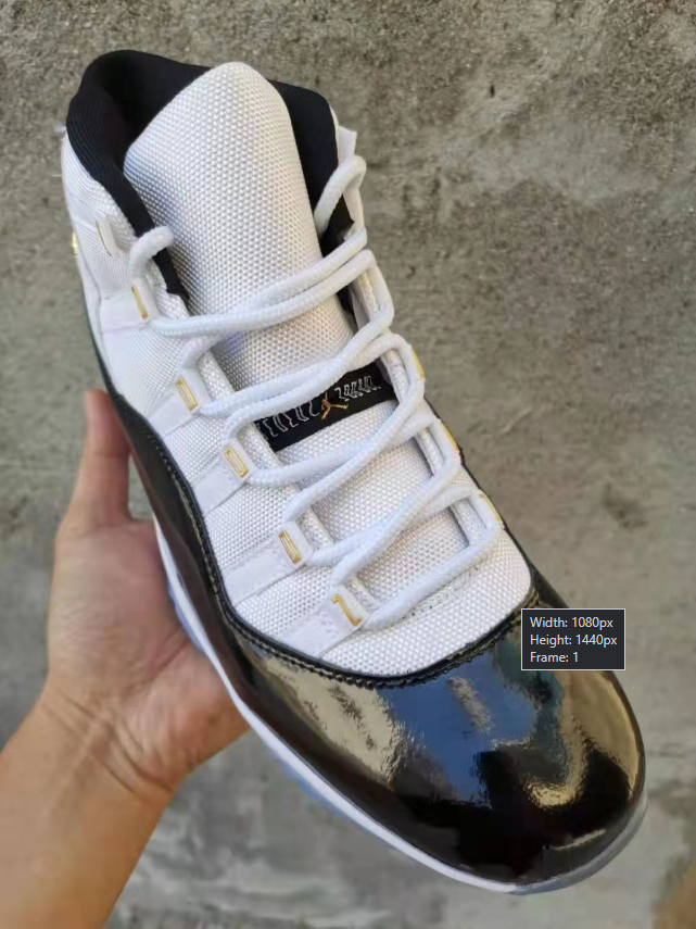 Air Jordan 11 White Black Gold
