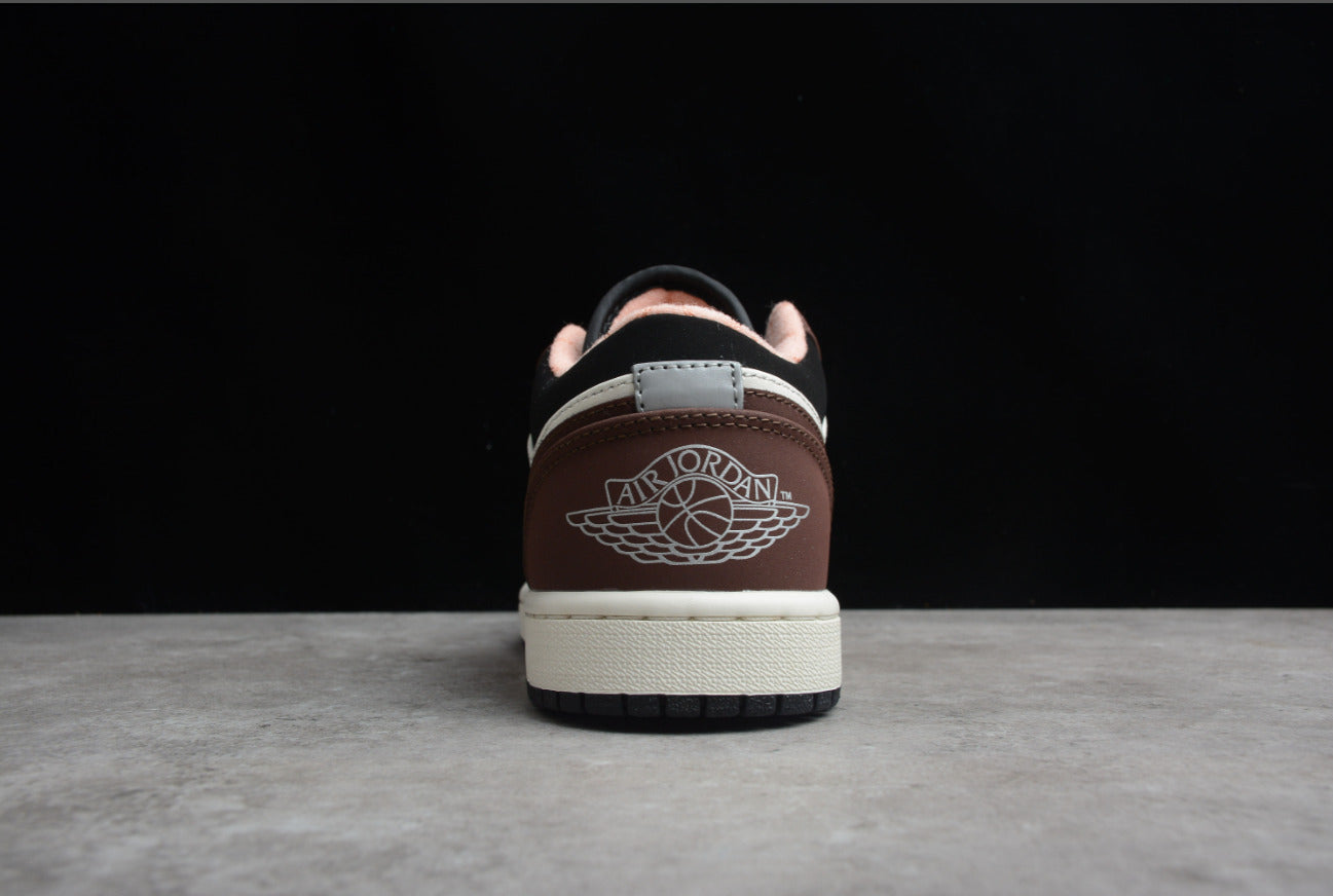 Air Jordan 1 Low 'Mocha Brown'