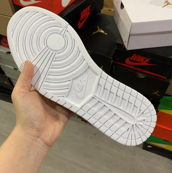 Air Jordan 1 Low Platinum Hook