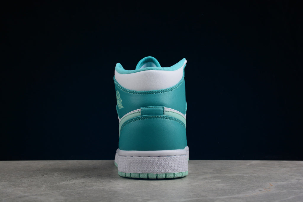 Air Jordan 1 Mid SE Marine Green