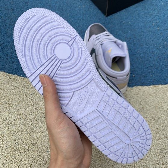 Air Jordan 1 Low Bright Purple Grape