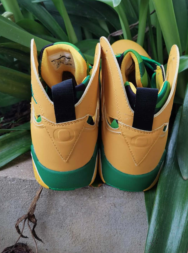 Air Jordan 7 Retro 'Oregon Ducks' Yellow Green