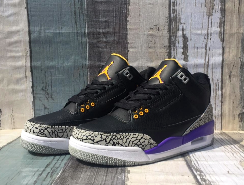 Air Jordan 3 Retro Court Purple