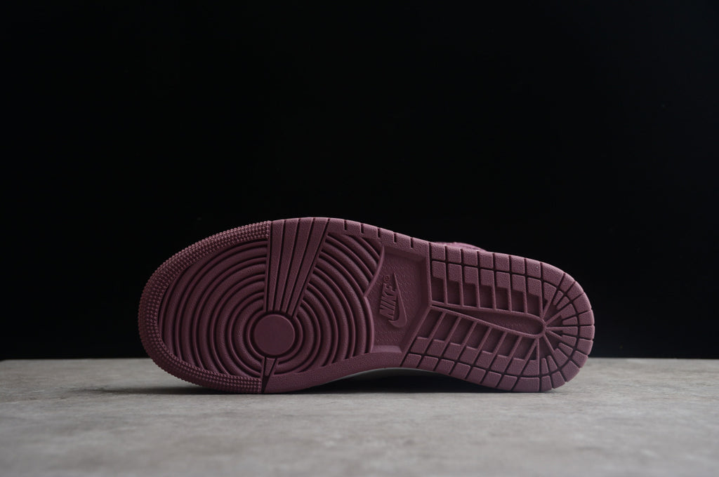 Air Jordan 1 Mid Berry Powder