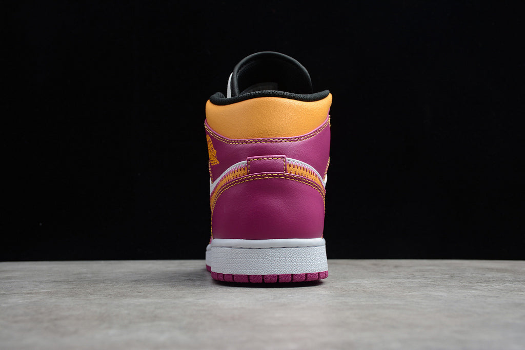 Air Jordan 1 Mid Familia