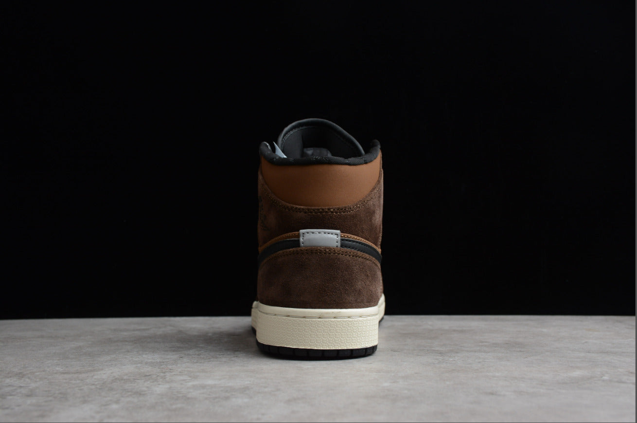 Air Jordan 1 Mid Dark Chocolate