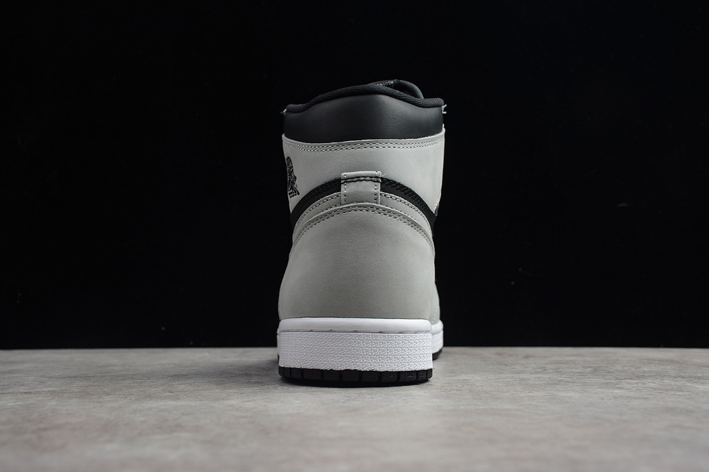 Air Jordan 1 Retro High OG Shadow