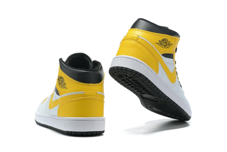 Air Jordan 1 Mid University Gold