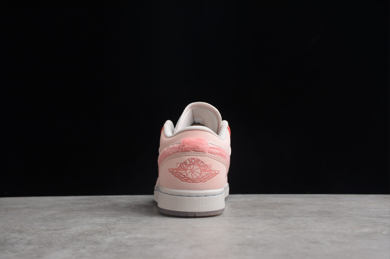 Air Jordan 1 Low Valentine's Day