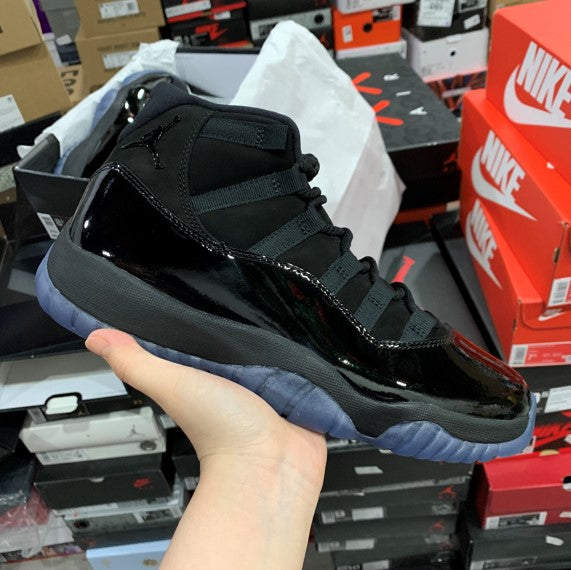 Air Jordan 11 Cap And Gown