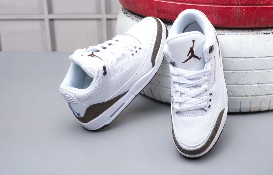 Air Jordan 3 Retro Mocha White