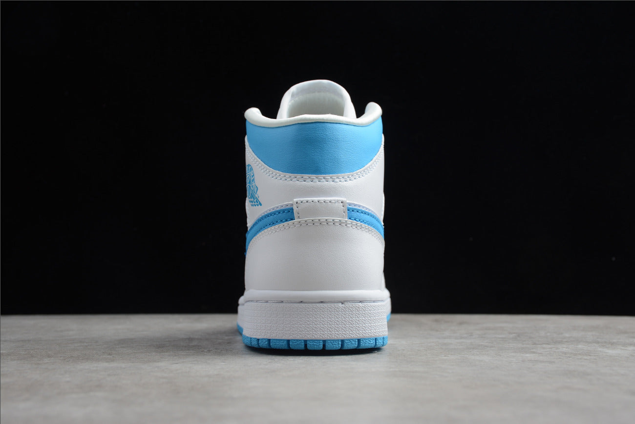 Air Jordan 1 Mid WMNS UNC