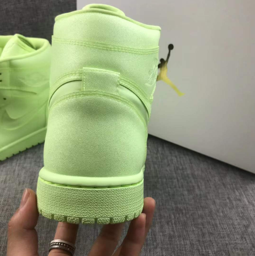 Air Jordan 1 Retro High Barely Volt