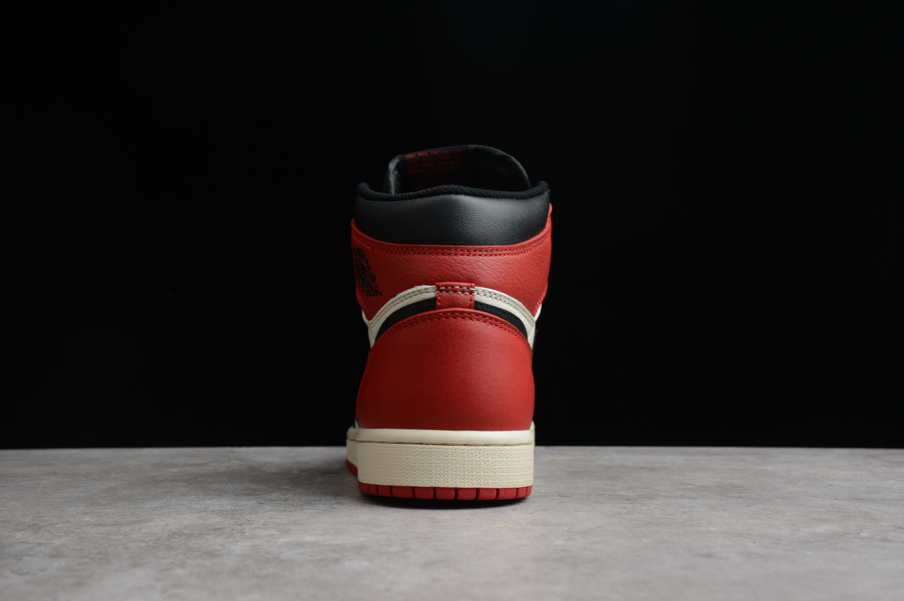 Air Jordan 1 Retro High OG White Red Black