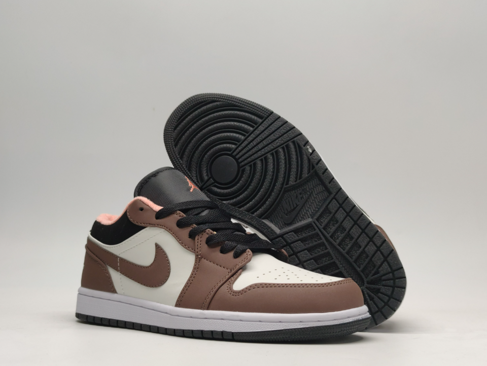 Air Jordan 1 Low Mocha