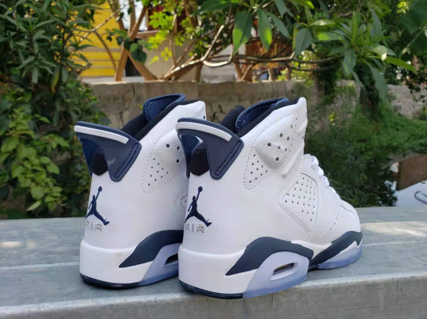 Air Jordan 6 Midnight Navy