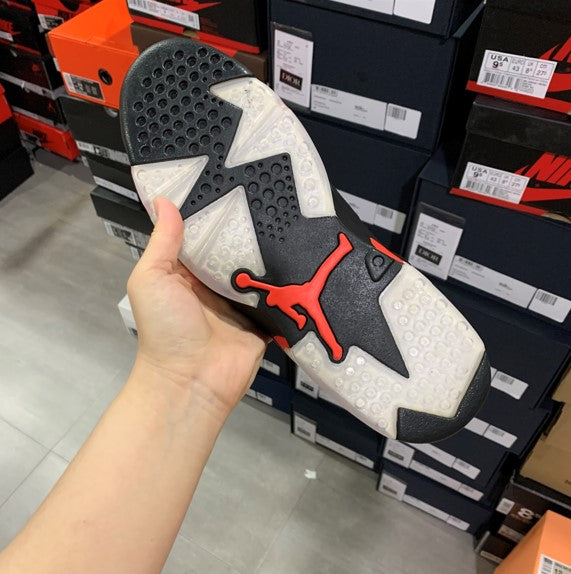 Air Jordan 6 Infrared