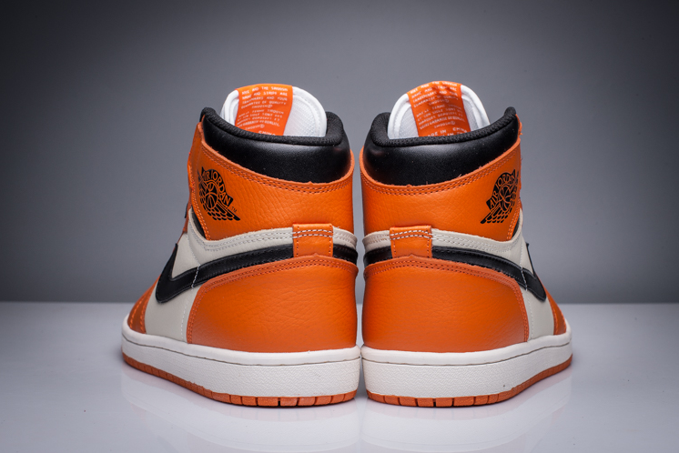 Air Jordan 1 Mid Turf Orange Black-White