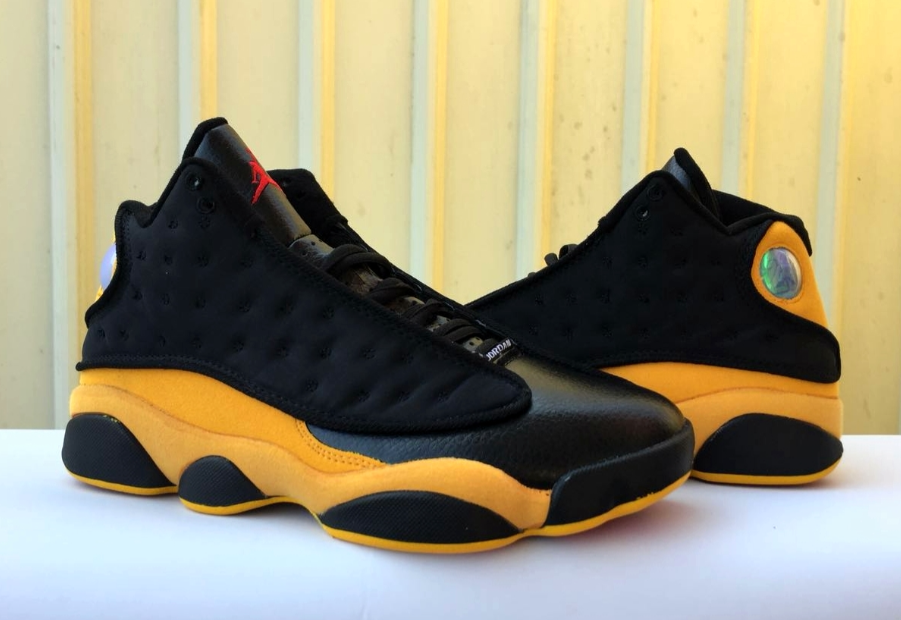 Air Jordan 13 Black Yellow