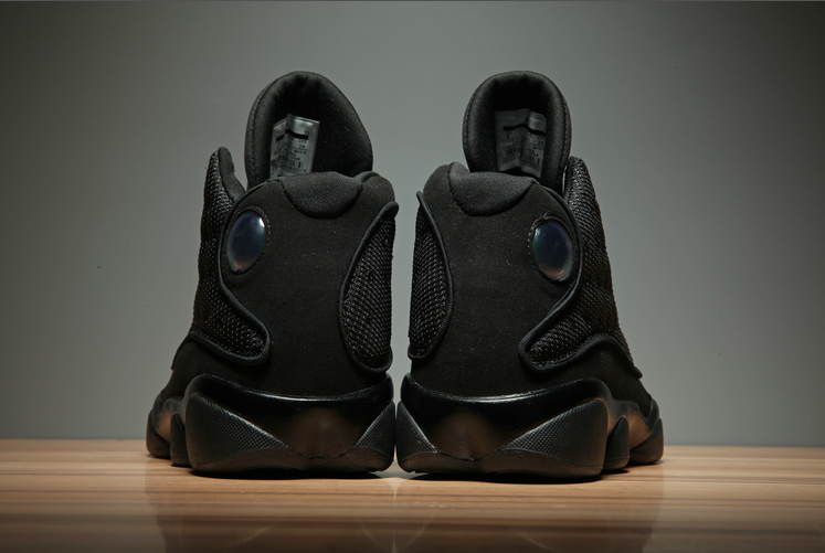 Air Jordan 13 Black Cat