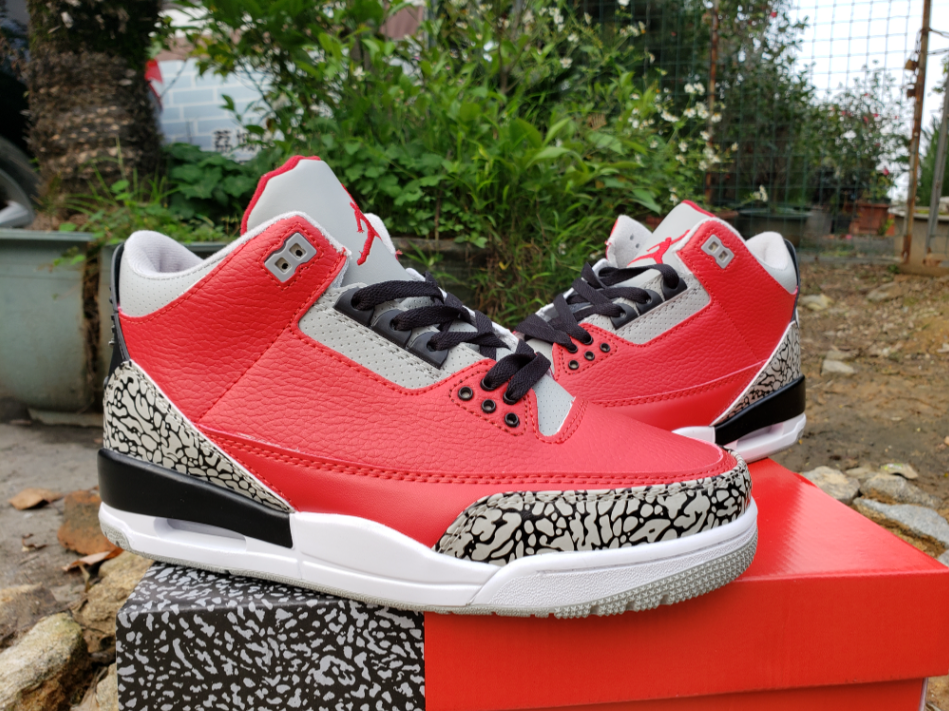 Air Jordan 3 Unite Fire Red