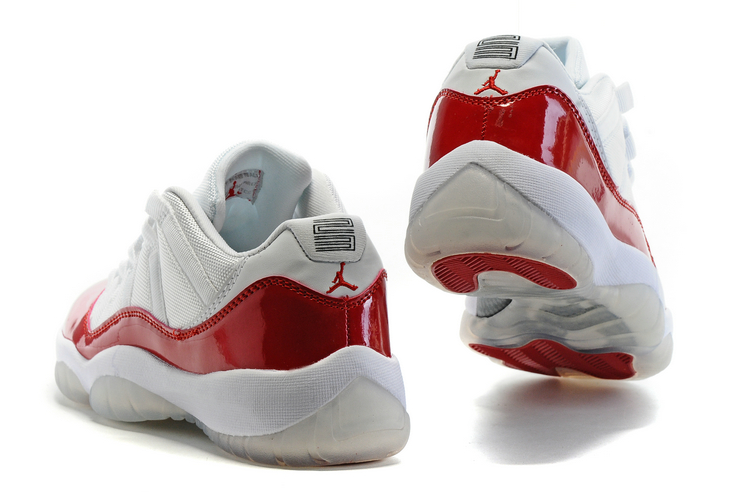 Air Jordan 11 Low Varsity Red