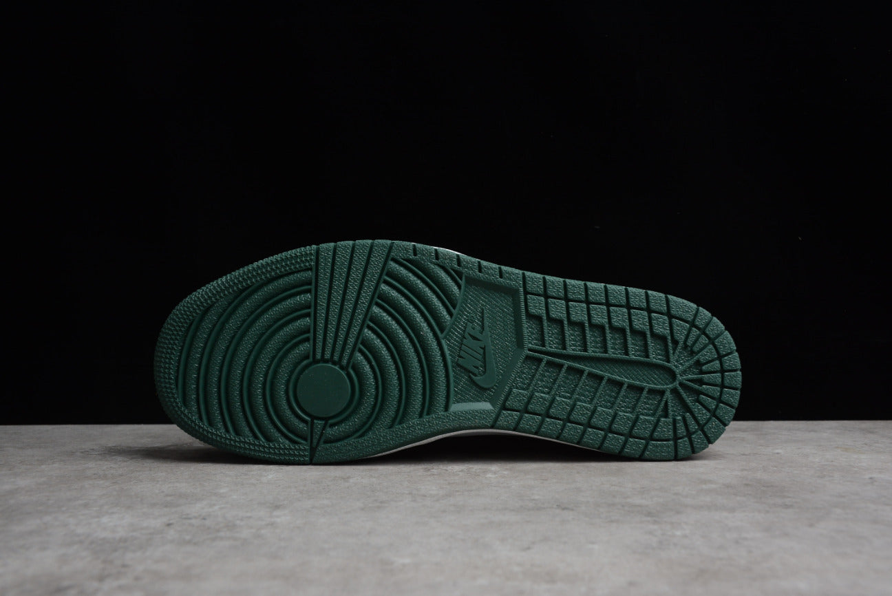 Air Jordan 1 Low “Green Toe”