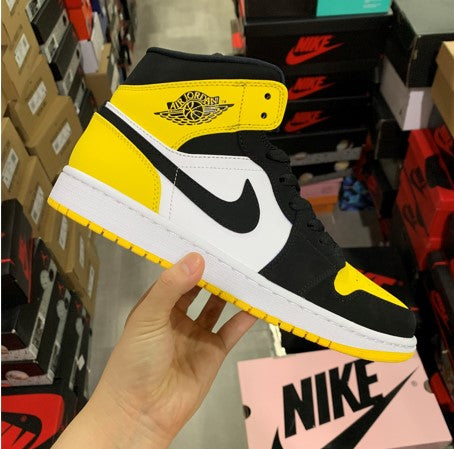 Air Jordan 1 Mid Toe Rookie