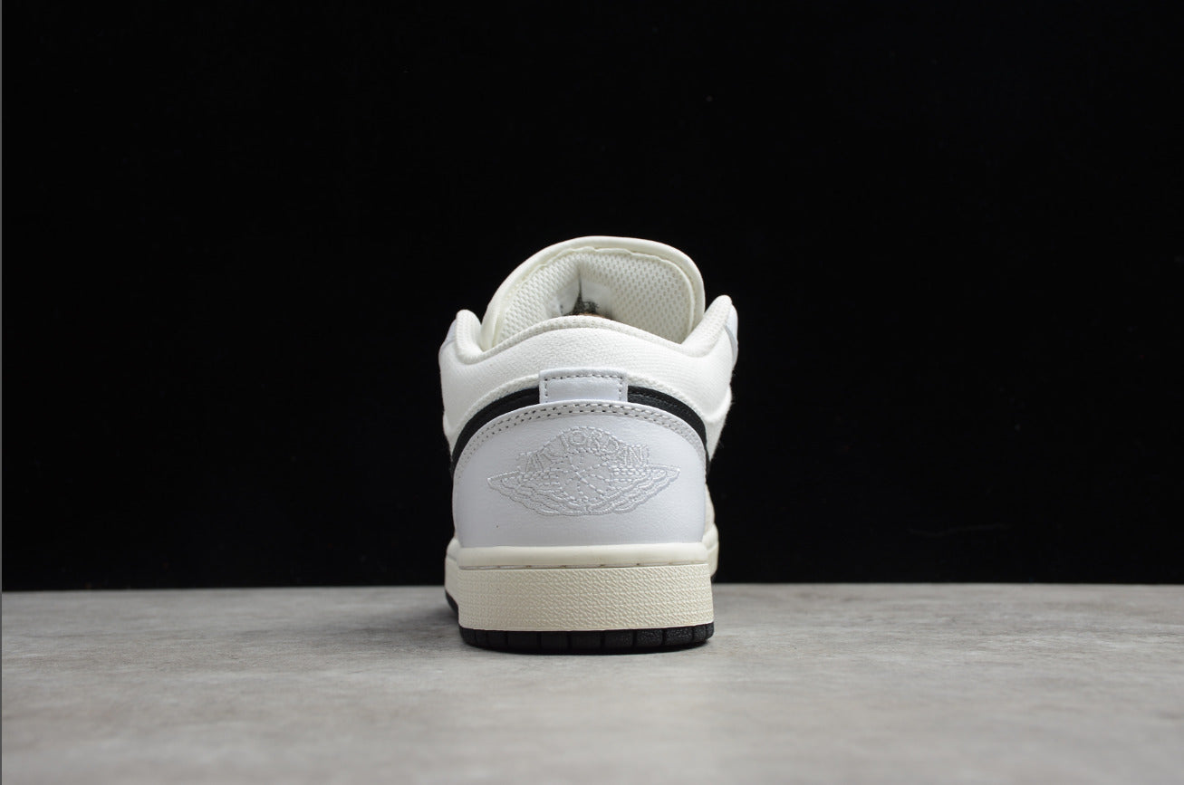 Air Jordan 1 Low White and Black Little Paris