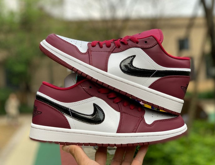 Air Jordan 1 Low Chicago