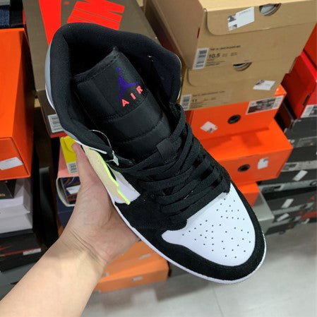 Air Jordan 1 Mid Black And White Purple
