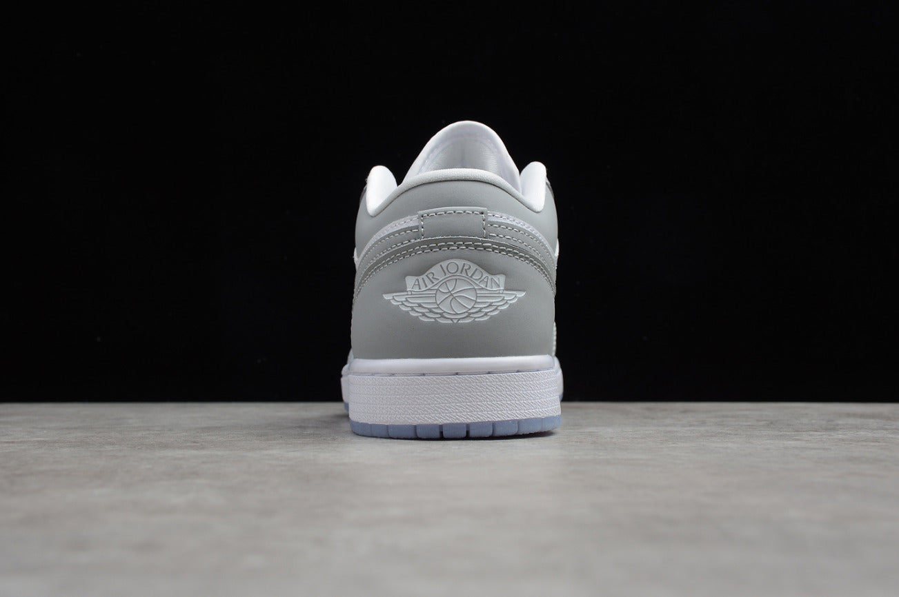 Air Jordan 1 Low “White Wolf Grey”