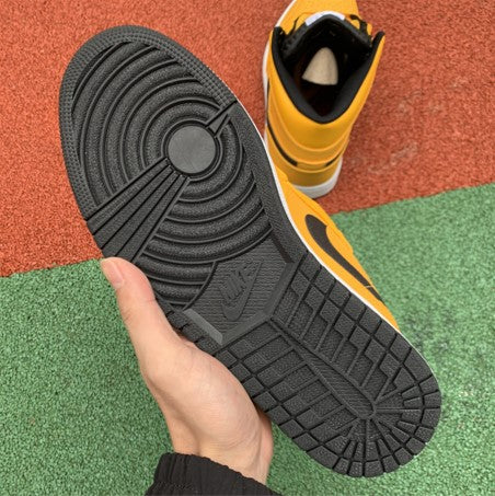 Air Jordan 1 Black And Yellow