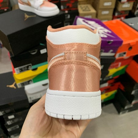 Air Jordan 1 Mid White Rose Gold