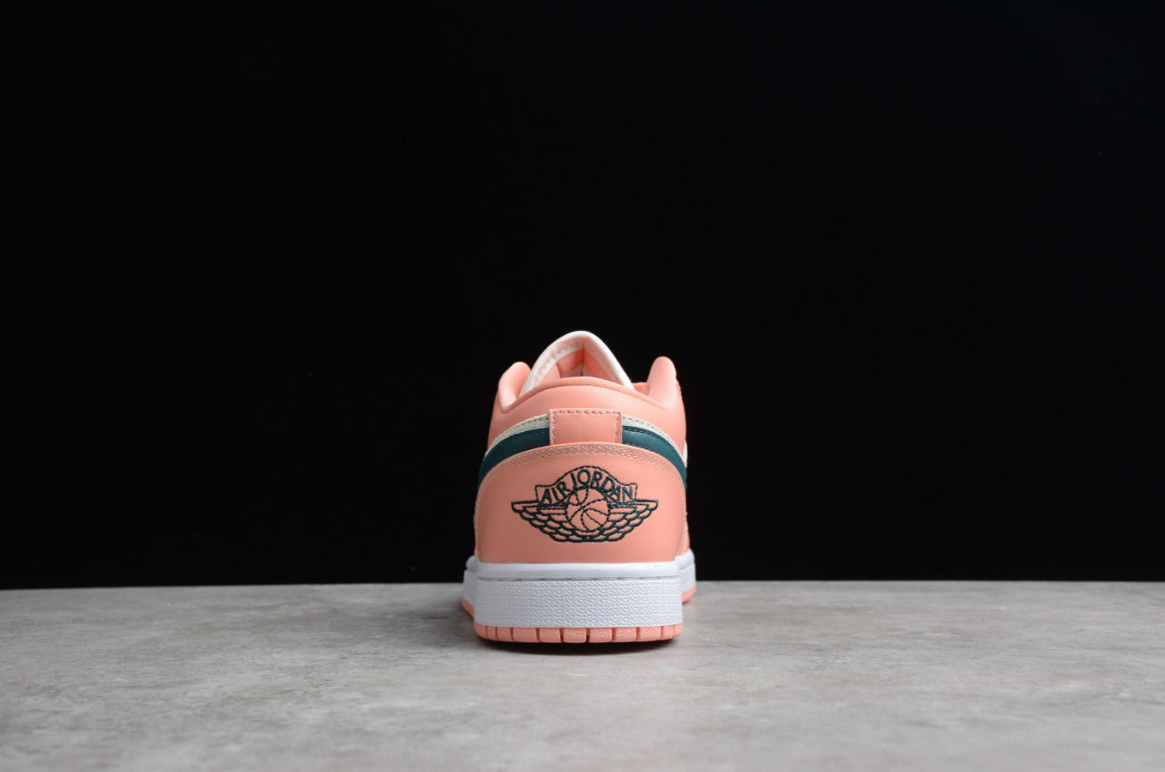 Air Jordan 1 Low Light Madder Root”