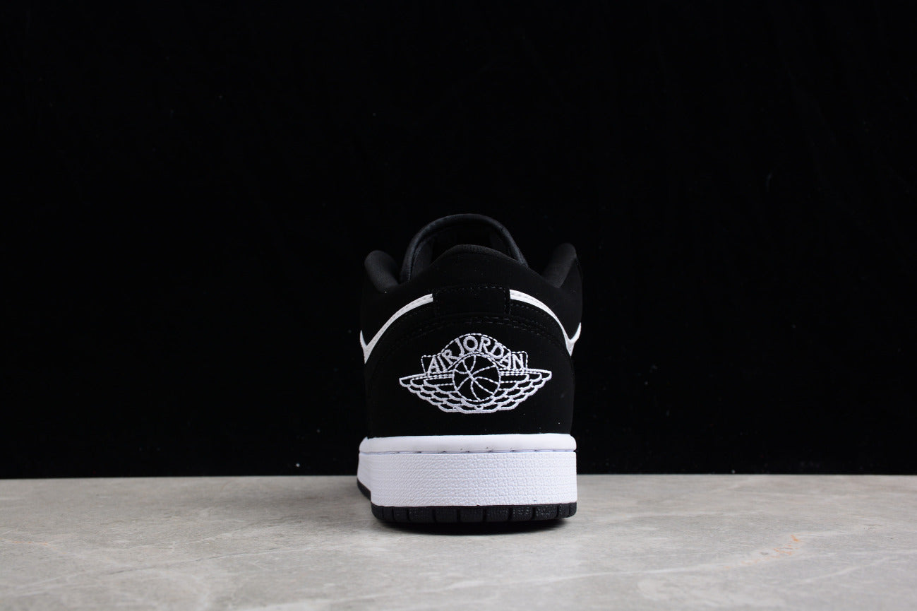 Air Jordan 1 Low SE 'Black and White'