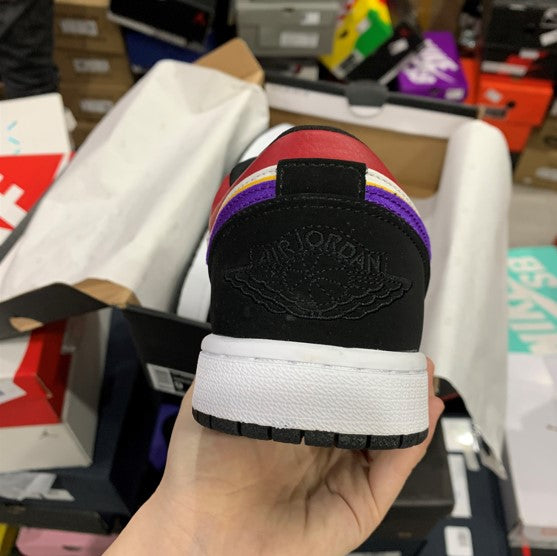 Air Jordan 1 Low Laker's Top 3